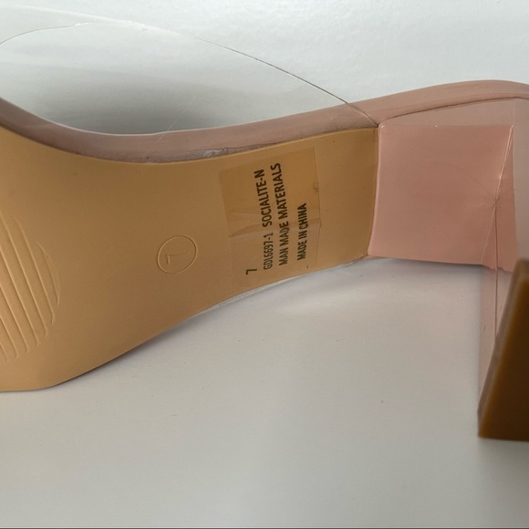 Fashionnova heels - Picture 3 of 9